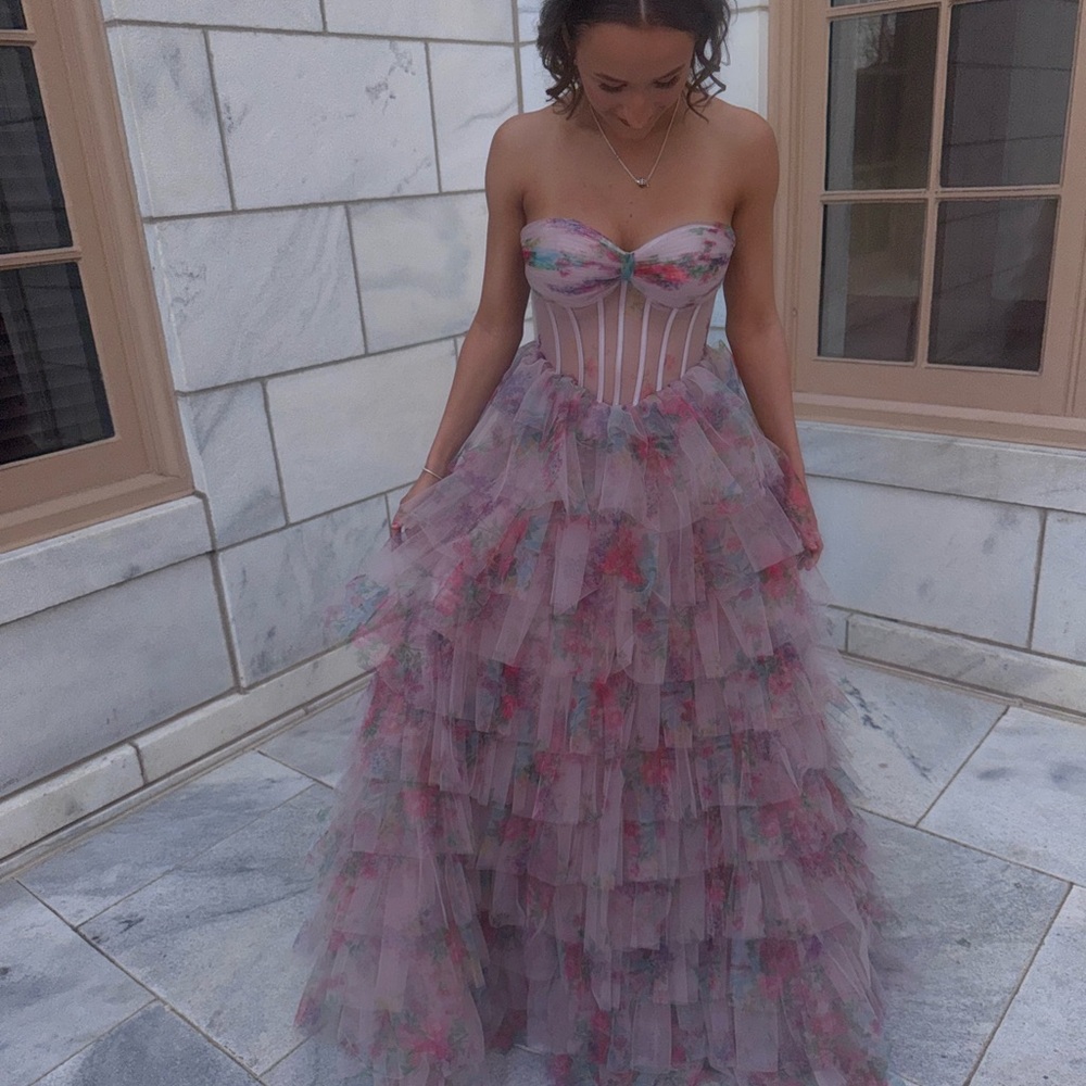 Elegant Floral Strapless Dress